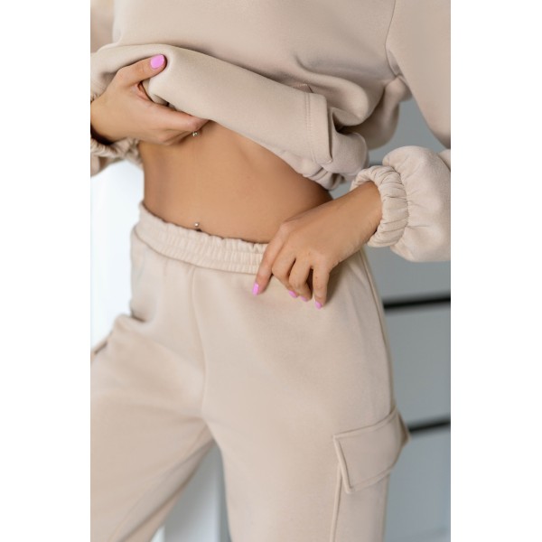 Спортивный костюм женский трикотажный теплый карго бежевый F-Girl