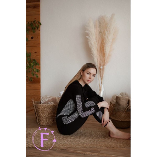 Костюм жіночий трикотажний з капюшоном та штанами чорний F-Girl