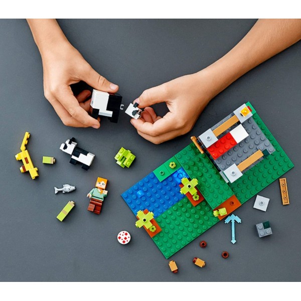 Конструктор My World Minecraft Питомник панд 204 детали пластиковый generic