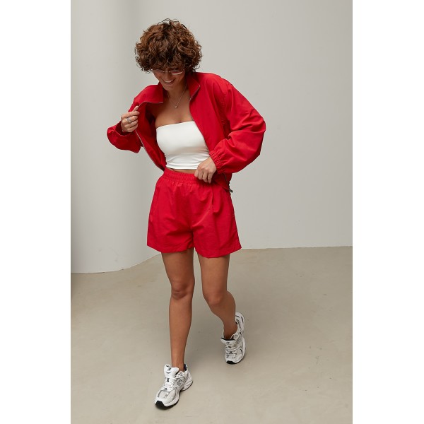 Костюм спортивный ветровка шорты плащевка красный Lurex