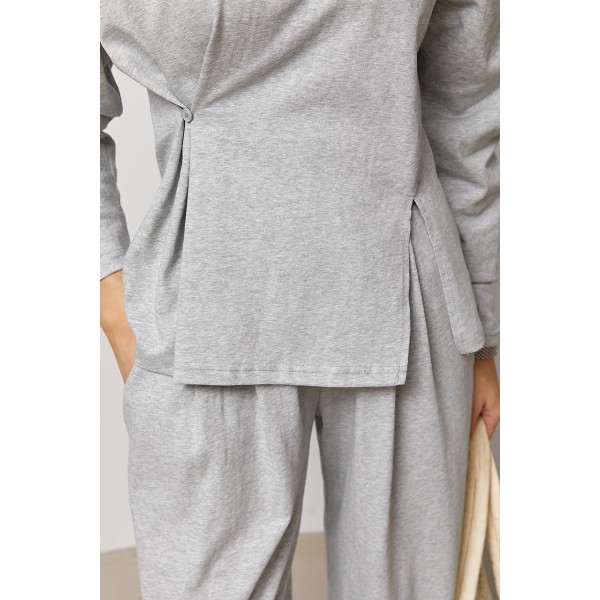 Костюм женский трикотажный свободный прямой серый Lurex