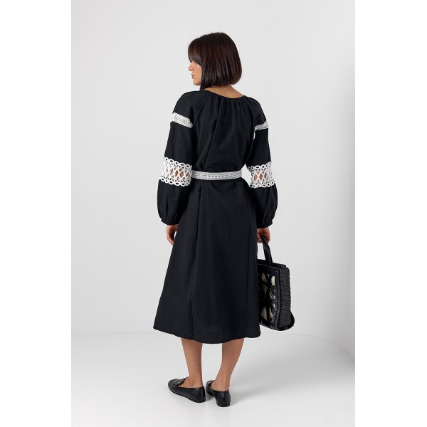 Платье женское с макраме на поясе и рукавах Lurex