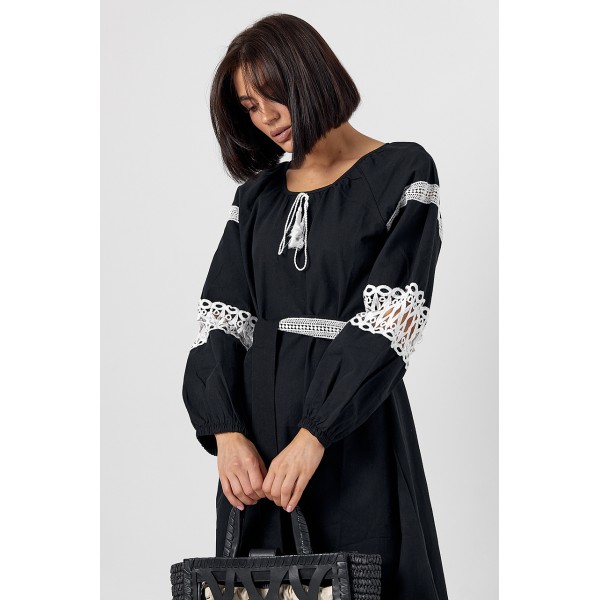 Платье женское с макраме на поясе и рукавах Lurex