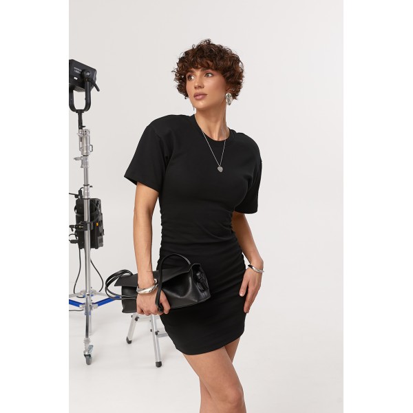 Женское трикотажное платье с подплечниками черное Lurex