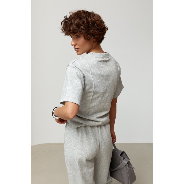 Костюм женский трикотажный с декоративными швами серый Lurex