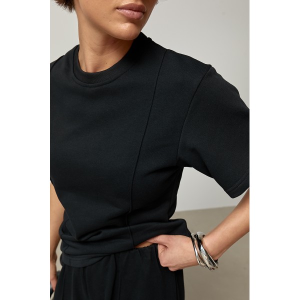 Костюм женский трикотажный с декоративными швами черный Lurex