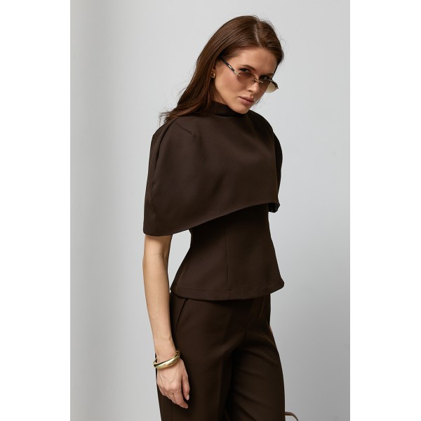 Костюм женский полиэстеровый тройка с кейпом коричневый Lurex