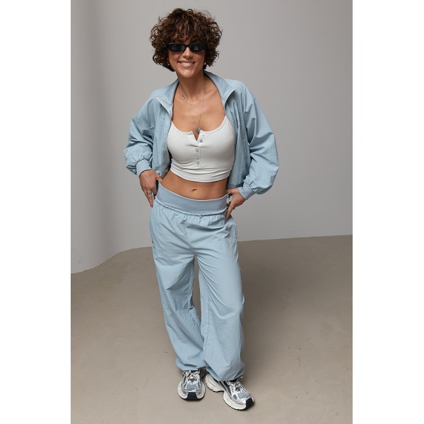 Костюм спортивный свободный с курткой голубой Lurex