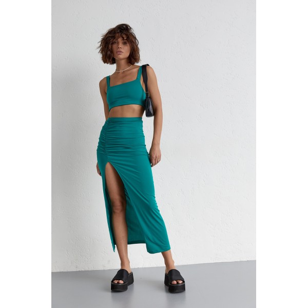 Костюм жіночий літній біфлекс зелений Lurex
