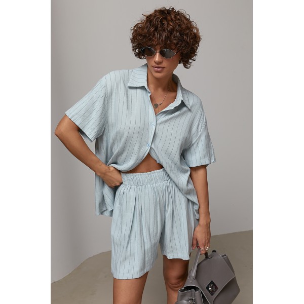 Костюм женский льняной в полоску с шортами голубой Lurex