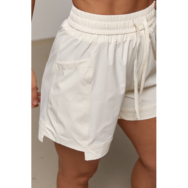 Шорты женские спортивные из плащевки Lurex