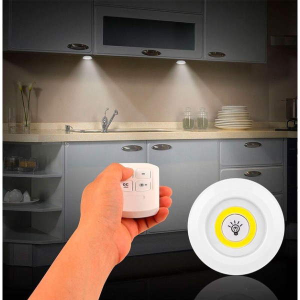 Нічник LED Light світлодіодний з пультом білий generic