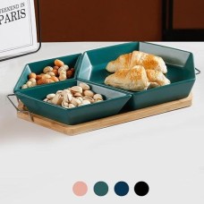 Керамическая менажница Sweet 3 секции на деревянной подставке