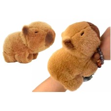Мягкая игрушка-браслет Капибара плюшевая коричневая