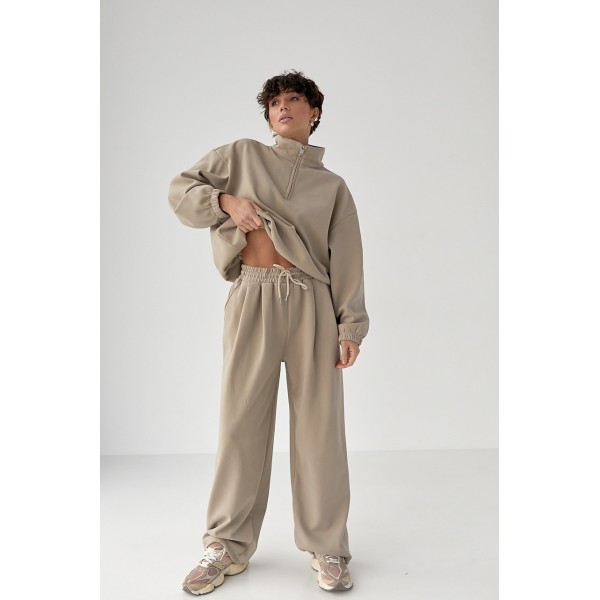 Спортивный костюм женский хлопковый свободного кроя бежевый Lurex