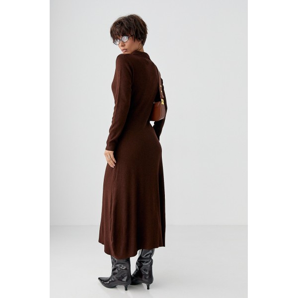 Жіноча сукня максі на ґудзиках віскоза коричнева Lurex