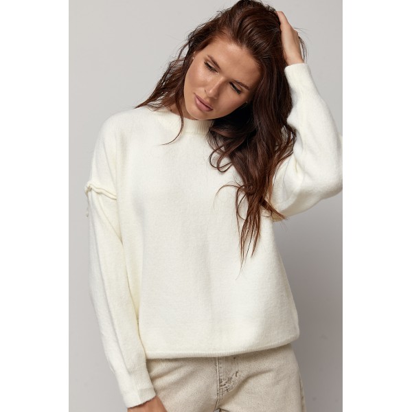 Джемпер жіночий в'язаний oversize молочний
